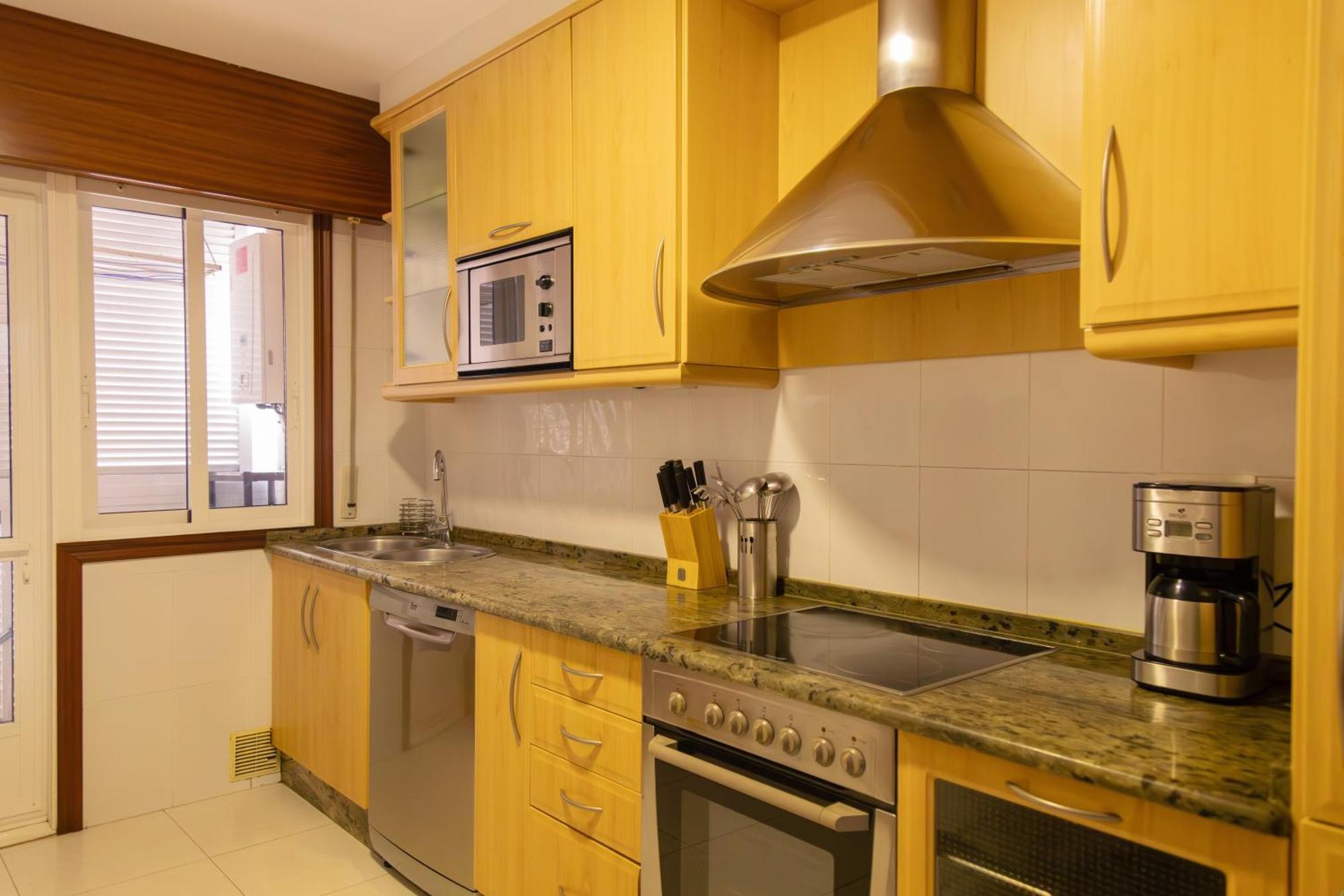 Apartamento Completo, Amplio, Muy Iluminado Y Con Plaza De Garaje Incluida. O Grove Ngoại thất bức ảnh