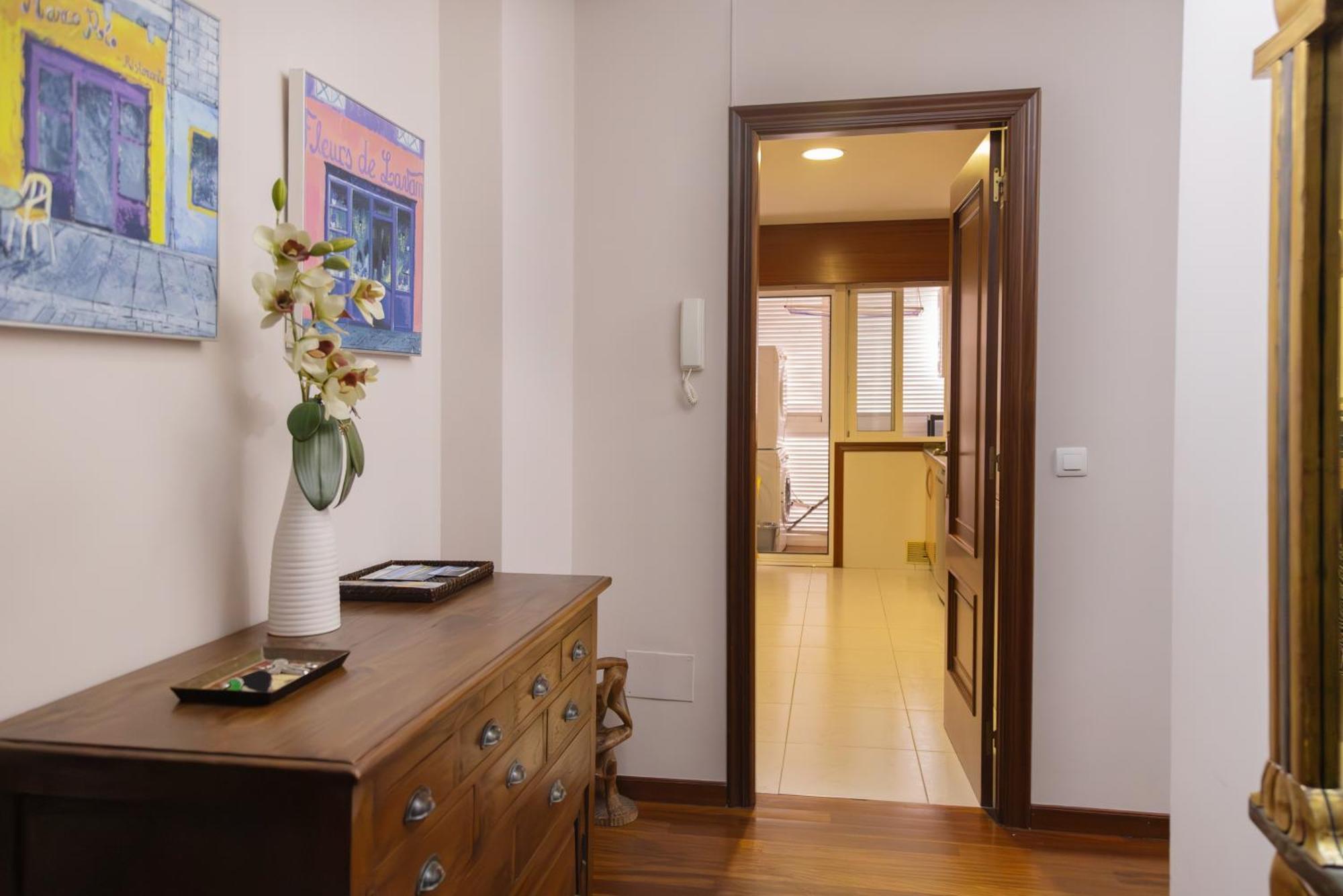 Apartamento Completo, Amplio, Muy Iluminado Y Con Plaza De Garaje Incluida. O Grove Ngoại thất bức ảnh