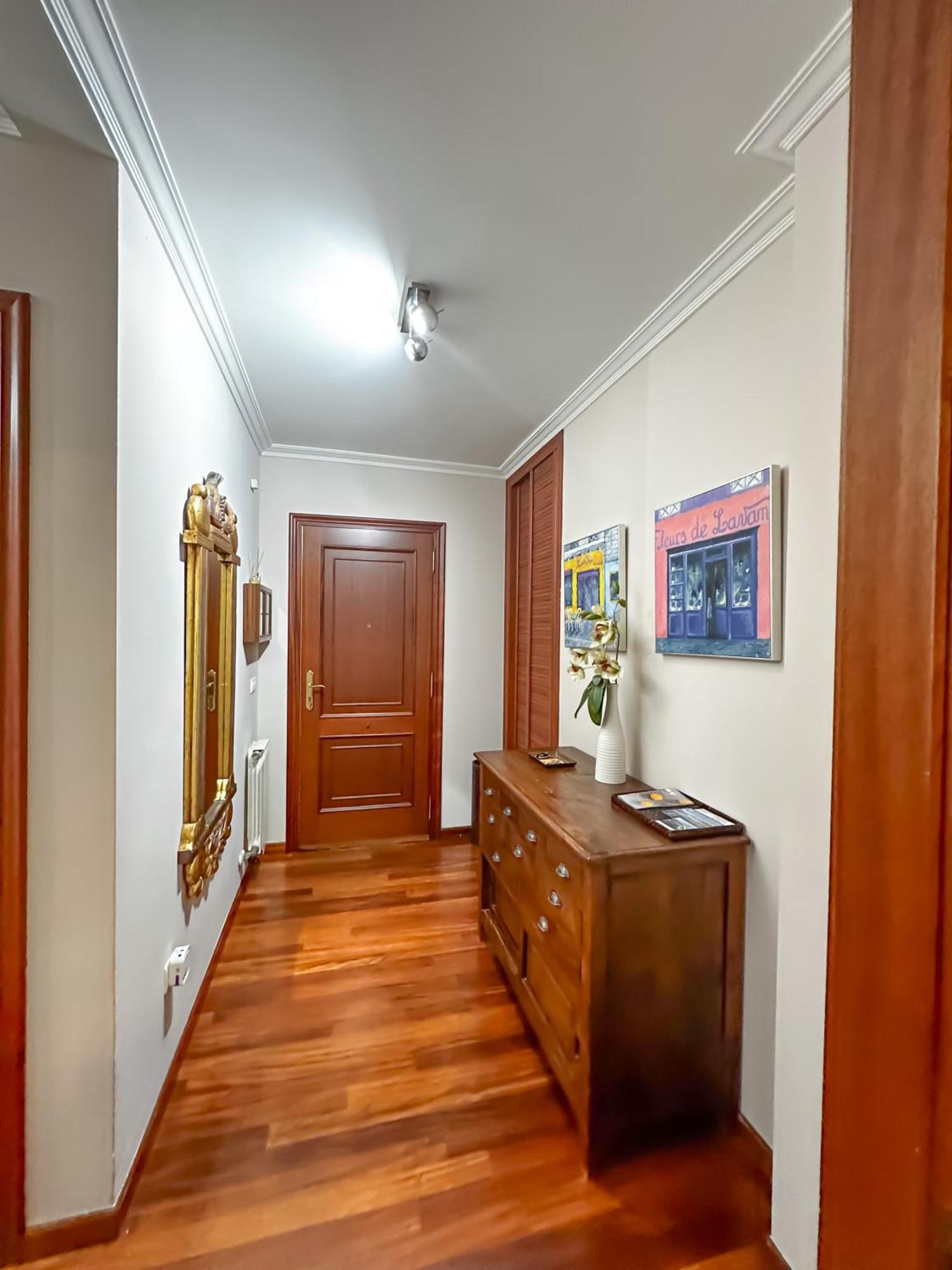 Apartamento Completo, Amplio, Muy Iluminado Y Con Plaza De Garaje Incluida. O Grove Ngoại thất bức ảnh