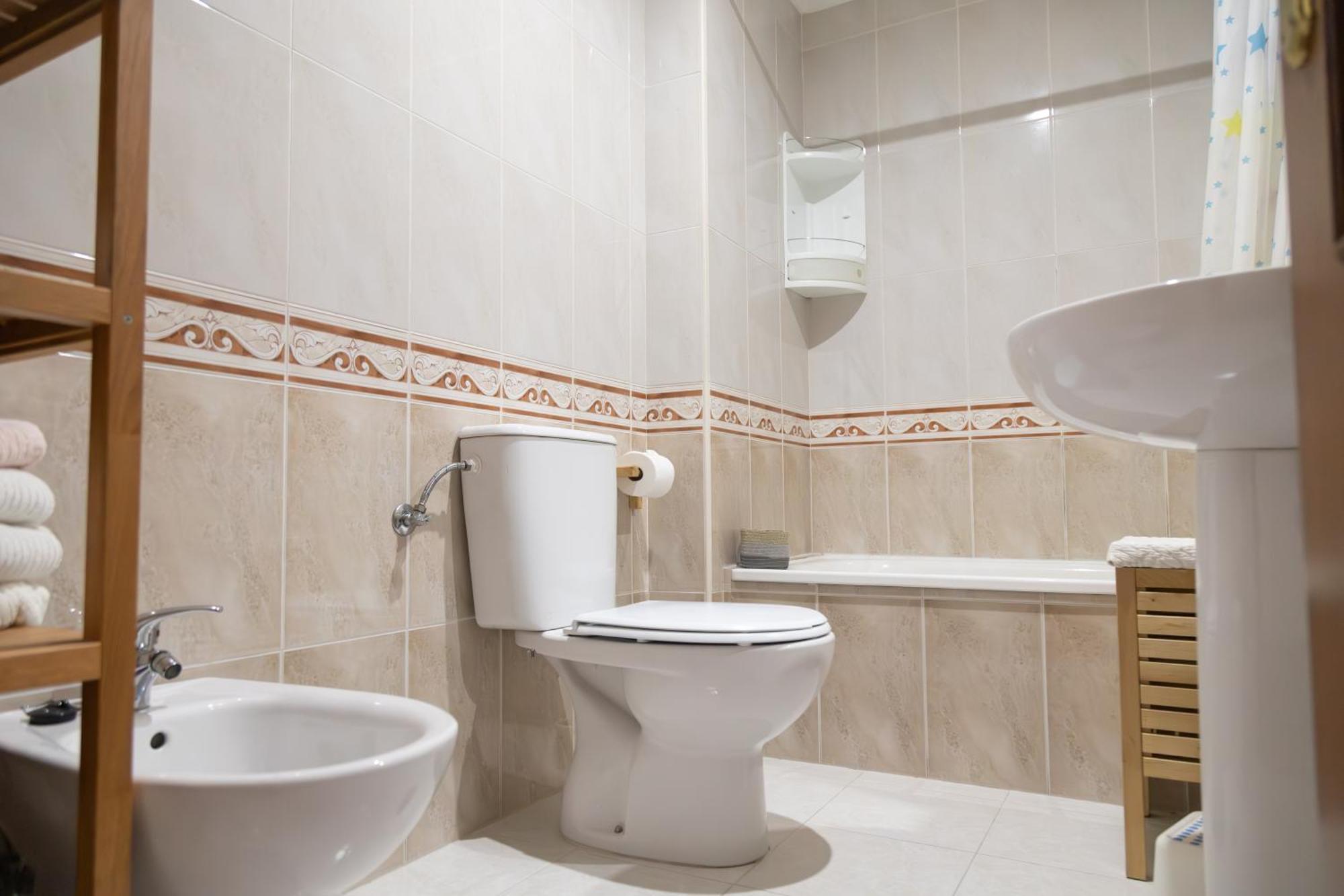 Apartamento Completo, Amplio, Muy Iluminado Y Con Plaza De Garaje Incluida. O Grove Ngoại thất bức ảnh