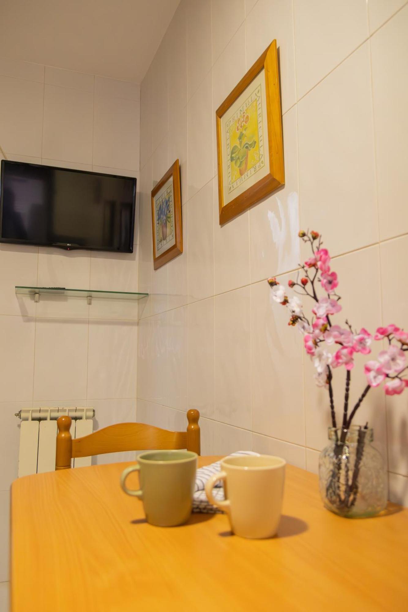 Apartamento Completo, Amplio, Muy Iluminado Y Con Plaza De Garaje Incluida. O Grove Ngoại thất bức ảnh
