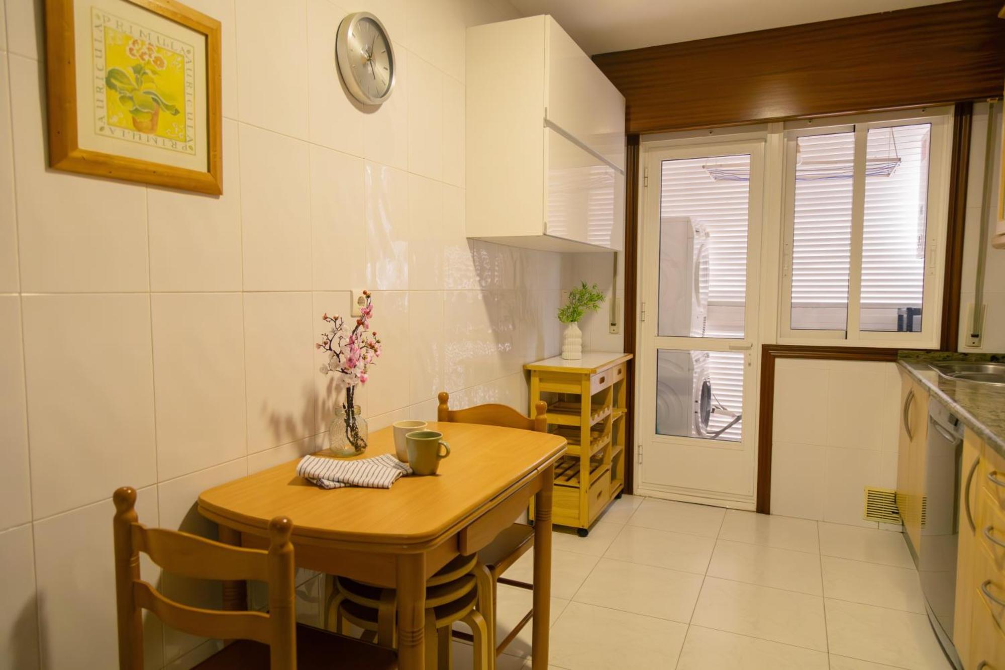 Apartamento Completo, Amplio, Muy Iluminado Y Con Plaza De Garaje Incluida. O Grove Ngoại thất bức ảnh